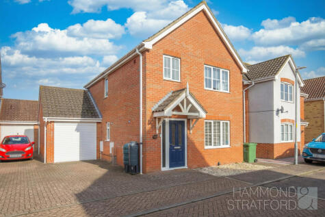 Balmoral Close, Attleborough