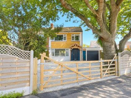 Southwood Avenue, Walkford, Christchurch, Dorset. BH23 5RJ