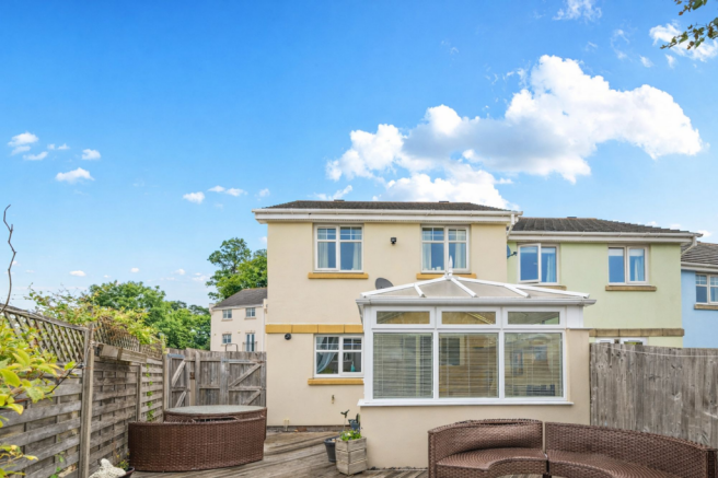 3-bed terraced on Chestnut Crescent, Chudleigh, TQ13, £299,950