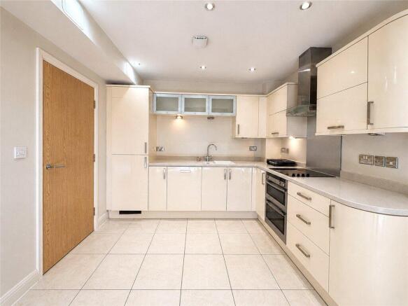 1 bed Apartment for sale Image 8