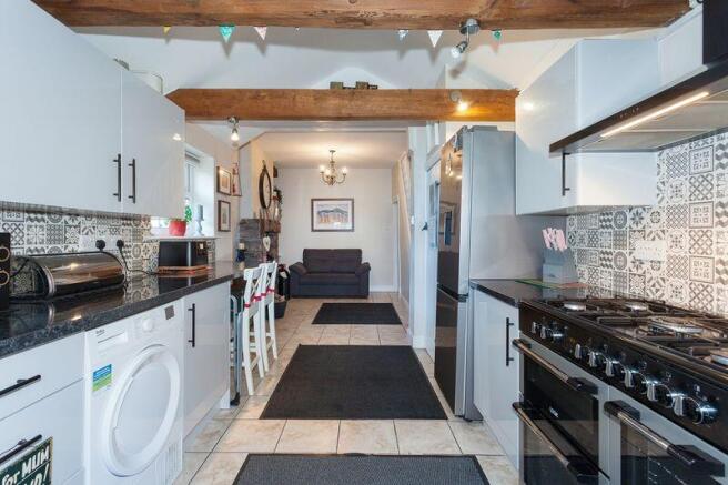 OPEN PLAN KITCHEN DINER