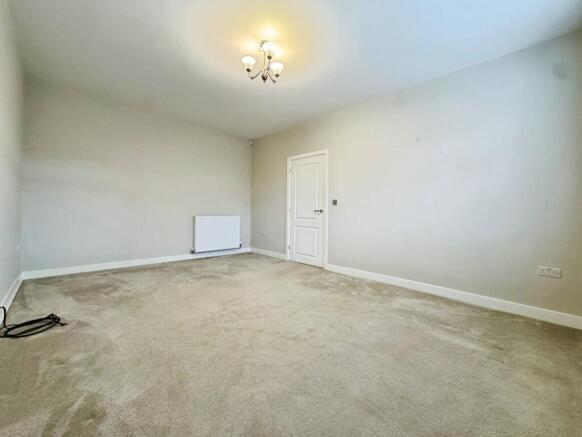 Sovereign Way, Worksop, Nottinghamshire, S81 photo 4