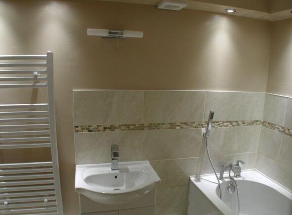 En Suite Bathroom