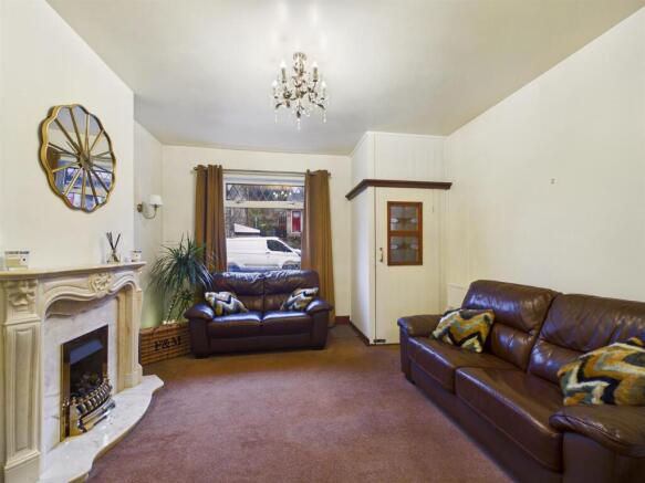 Chapel Road, Whaley Bridge, High Peak photo 4