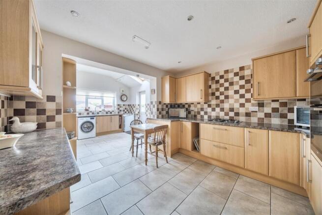 Kitchen diner