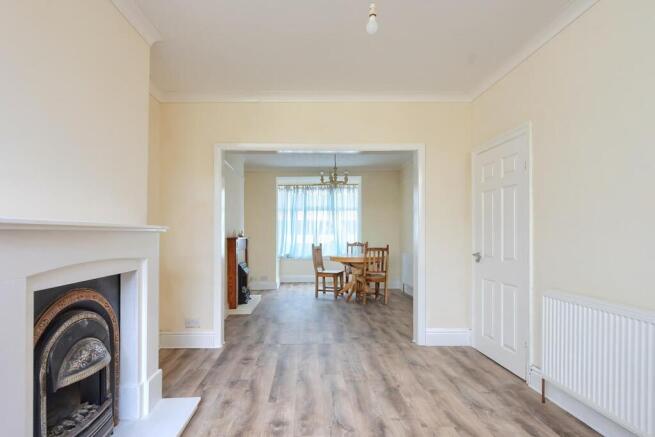 3 bed Terraced for sale Image 4