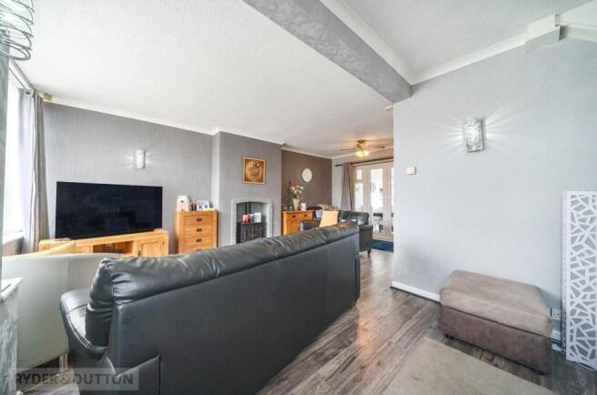3 bed Semi-Detached for sale Image 9
