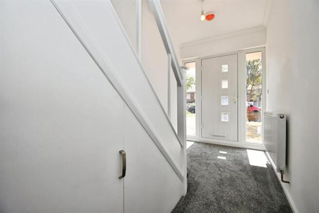 3 bed Semi-Detached for sale Image 6