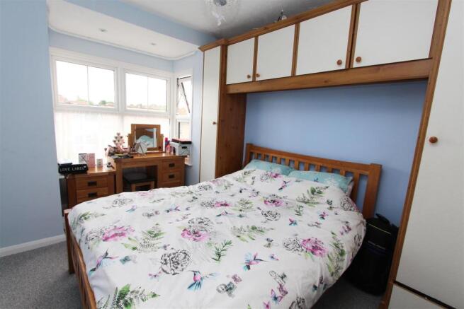 BEDROOM1.jpg