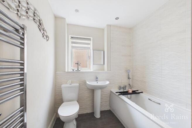 3 bed Semi-Detached for sale Image 11