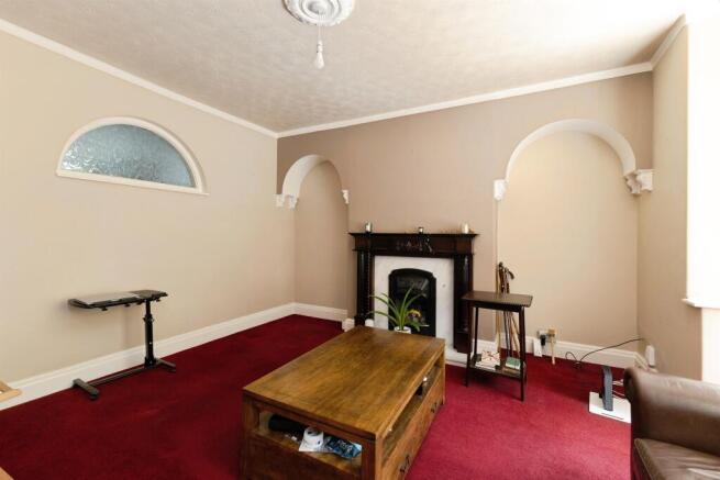 3 bed Terraced for sale Image 6