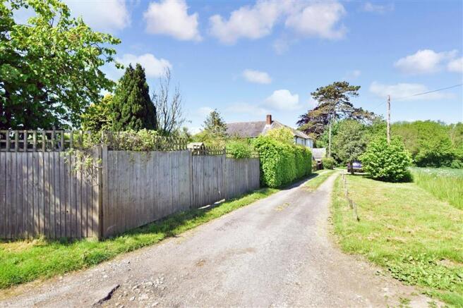 Driveway/Parking