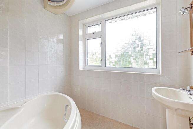 Bathroom-1.jpg