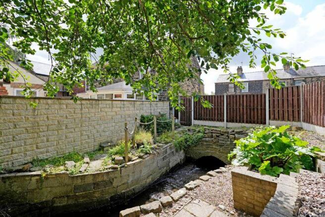Side Garden 