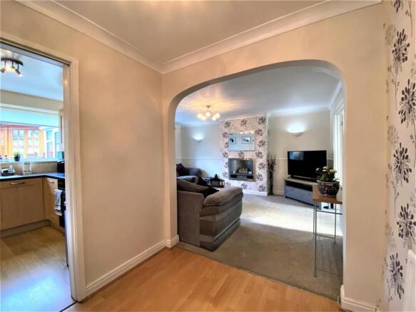 Breakfast/Dining Area