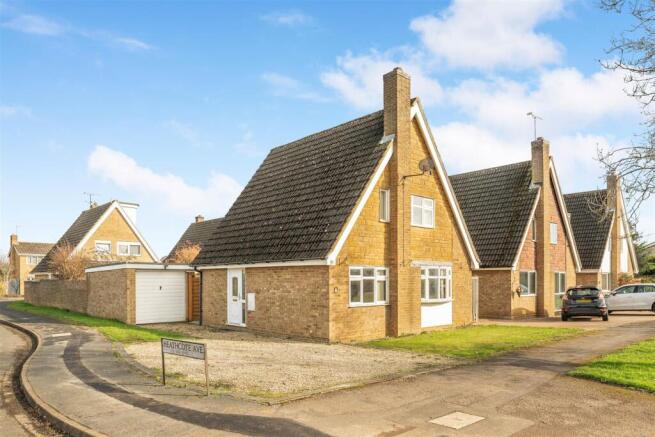 36 Elton Road, Banbury-1.jpg