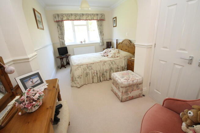 Photo 8