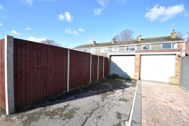 Garage & Parking
