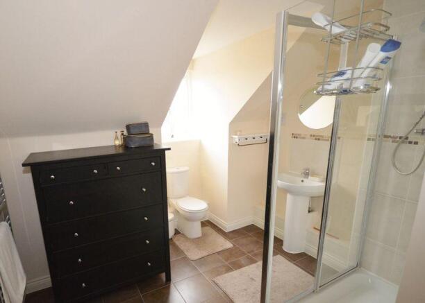 Master En-Suite