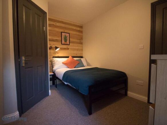 ROOM 5 (1).jpg