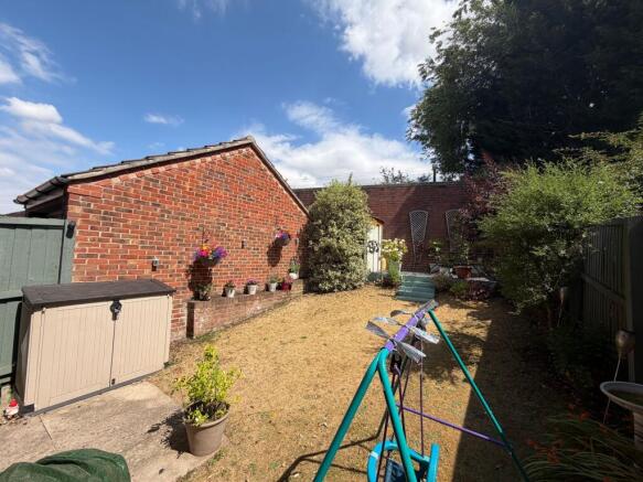 3 bed Semi-Detached for sale Image 4