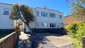 4, Freshbrook Road, Lancing BN15 8BL