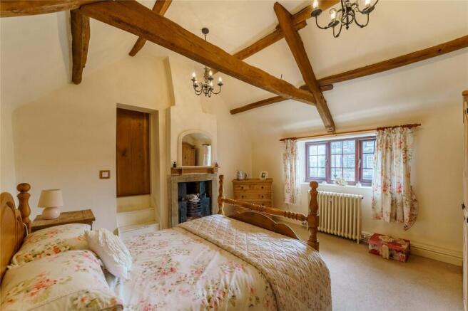 4 bed Barn Conversion for sale Image 11