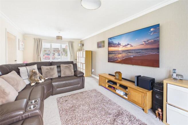 4 bed Detached for sale Image 4