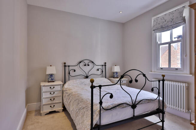 3 bed Town House for sale Image 12