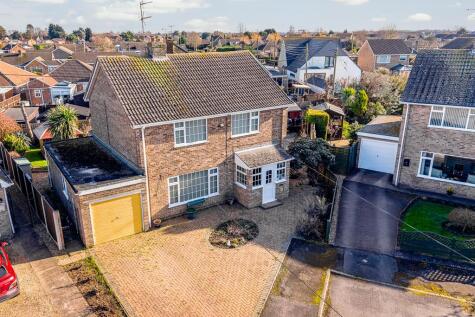 Laxton Gardens, Pinchbeck
