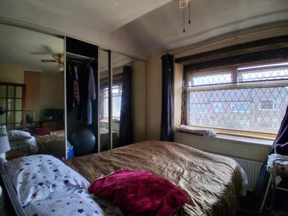 2 bed Terraced for sale Image 5