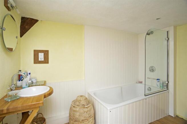 Throstle Cottage fpz