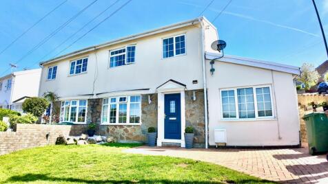 Springfield Road, Maesycwmmer, CF82