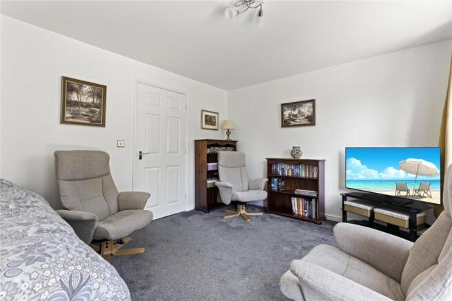 3 bed Semi-Detached for sale Image 12