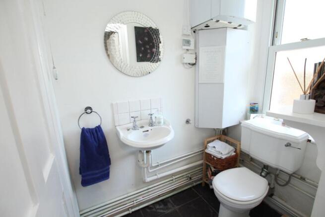 Cloakroom / WC