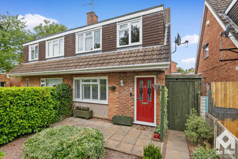 Yew Tree Close, Cheltenham