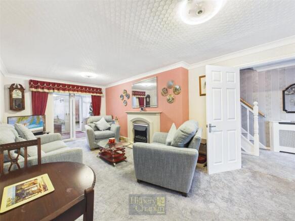 Ardleigh, Basildon, Essex, SS16 photo 3