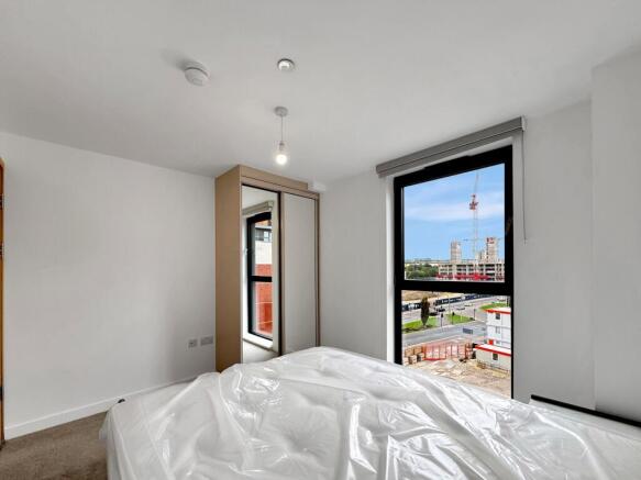 1 bed Apartment to rent Image 10