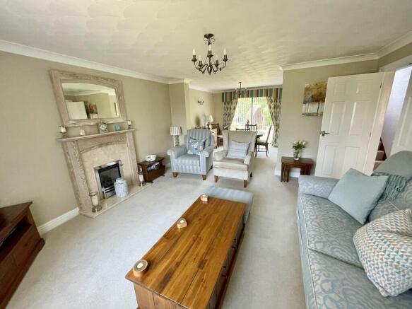 Carlisle Gardens, Horncastle photo 4