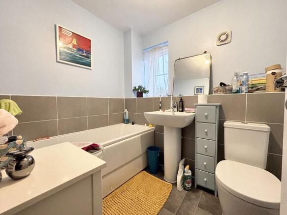 Photo 13
