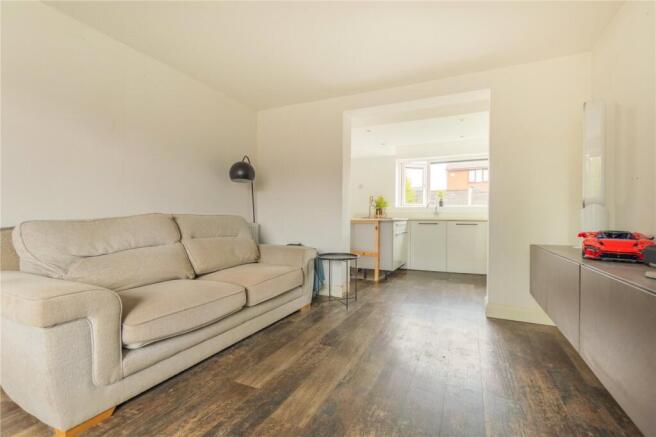 2 bed Semi-Detached for sale Image 6