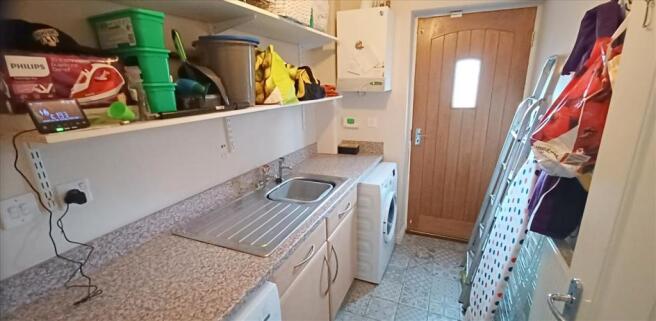 UTILITY ROOM