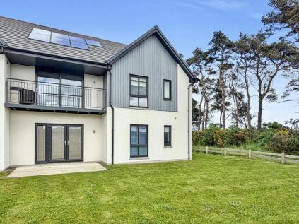 Carnegie Court, Elgin