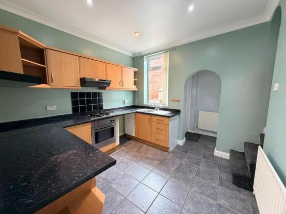 2 bed House to rent Image 4
