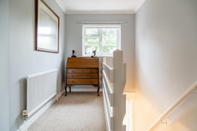 Neutral decor