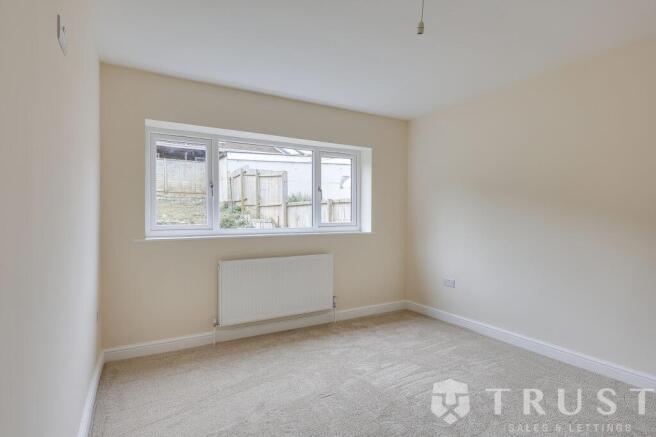 2 bed Semi-Detached Bungalow for sale Image 11
