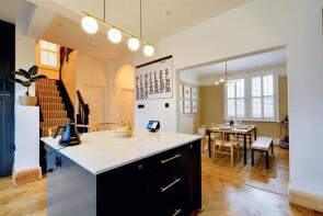4, York Road, Nottingham NG10 4NJ