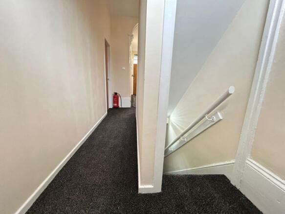 7 bed House of Multiple Occupation for sale Image 7