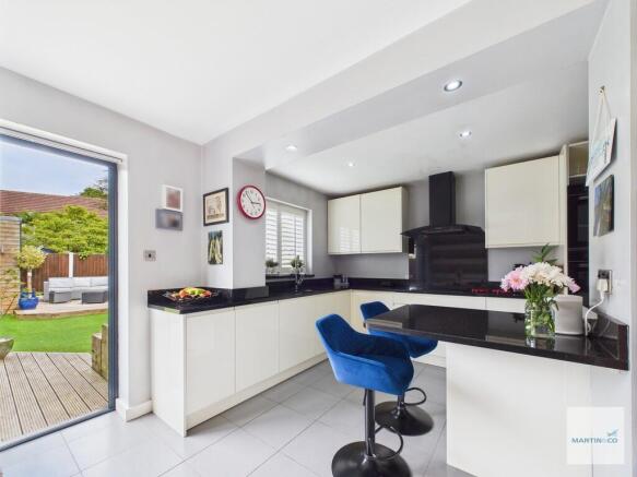 CAM03394G0-PR0342...