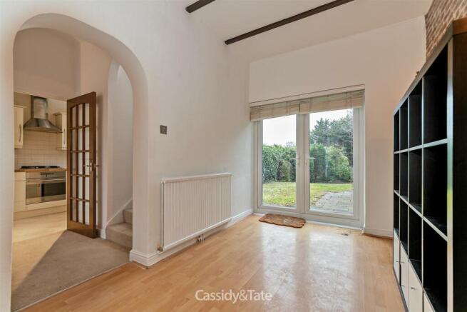 101ColneyHeathLane-2.jpg
